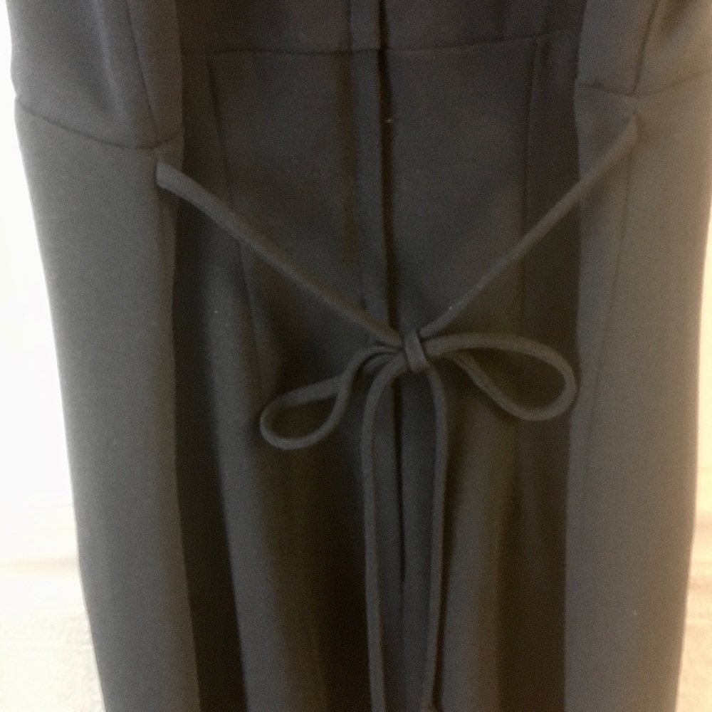 Dress - Picture 6 of 6